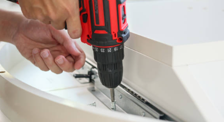 What specifications can Self Driling Screws be made into